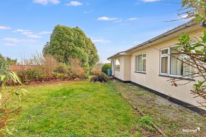 Photo 17- click for photo gallery